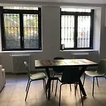 Loft 33 *